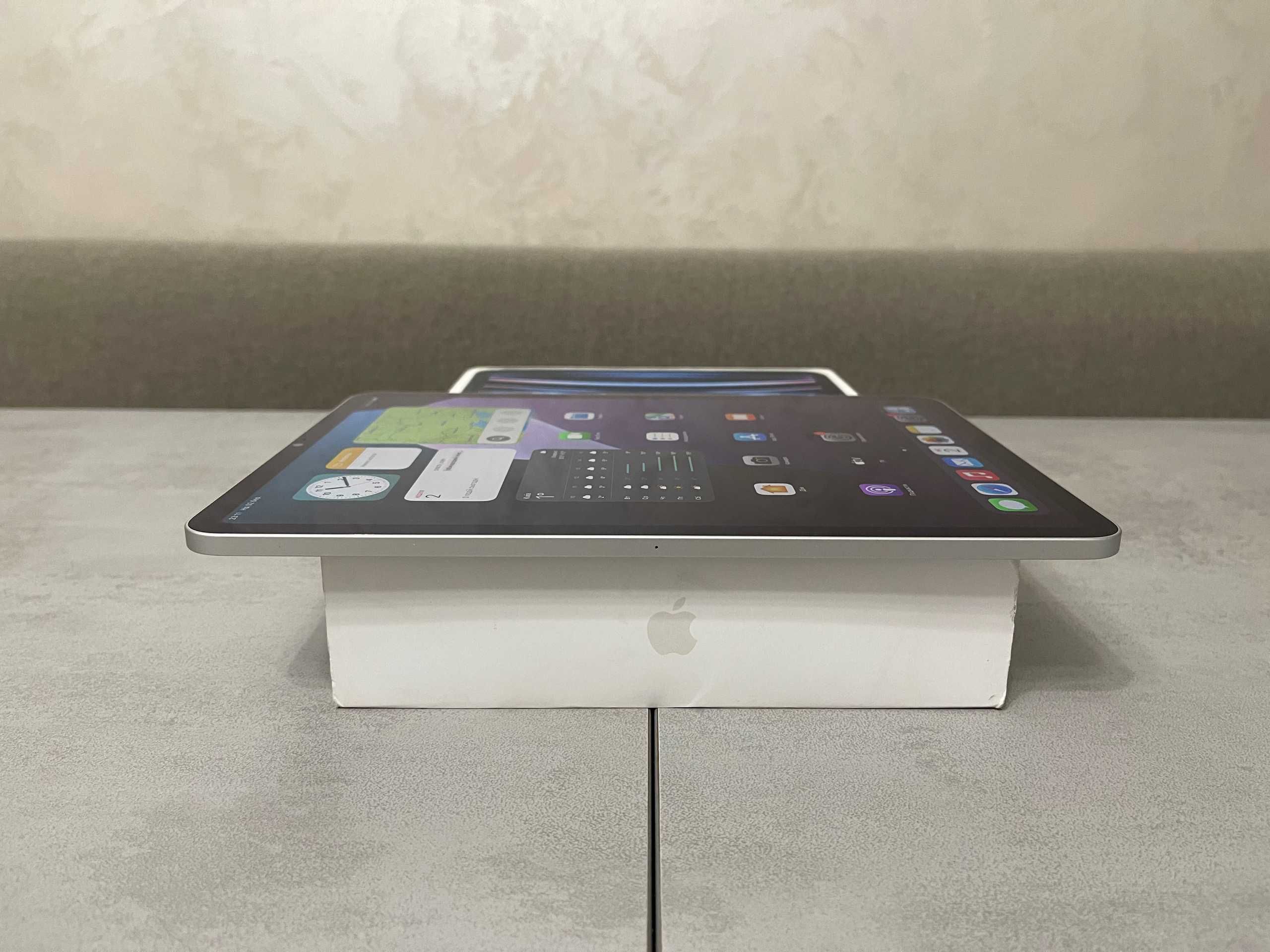 Apple iPad Pro A2759, MNXG3LL/A, 4th Gen 2022, 11", Apple M2 8GB 256GB