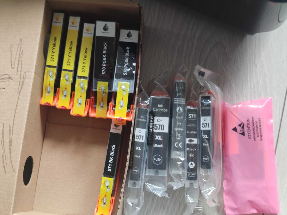 Canon Pixma + 12 Tuszy. Błąd 5B00