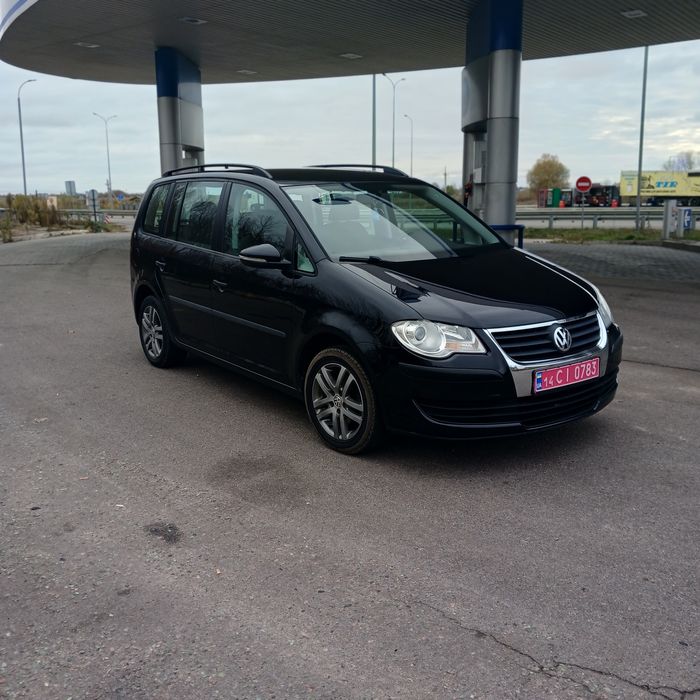 Volkswagen Touran 2010 р.в.