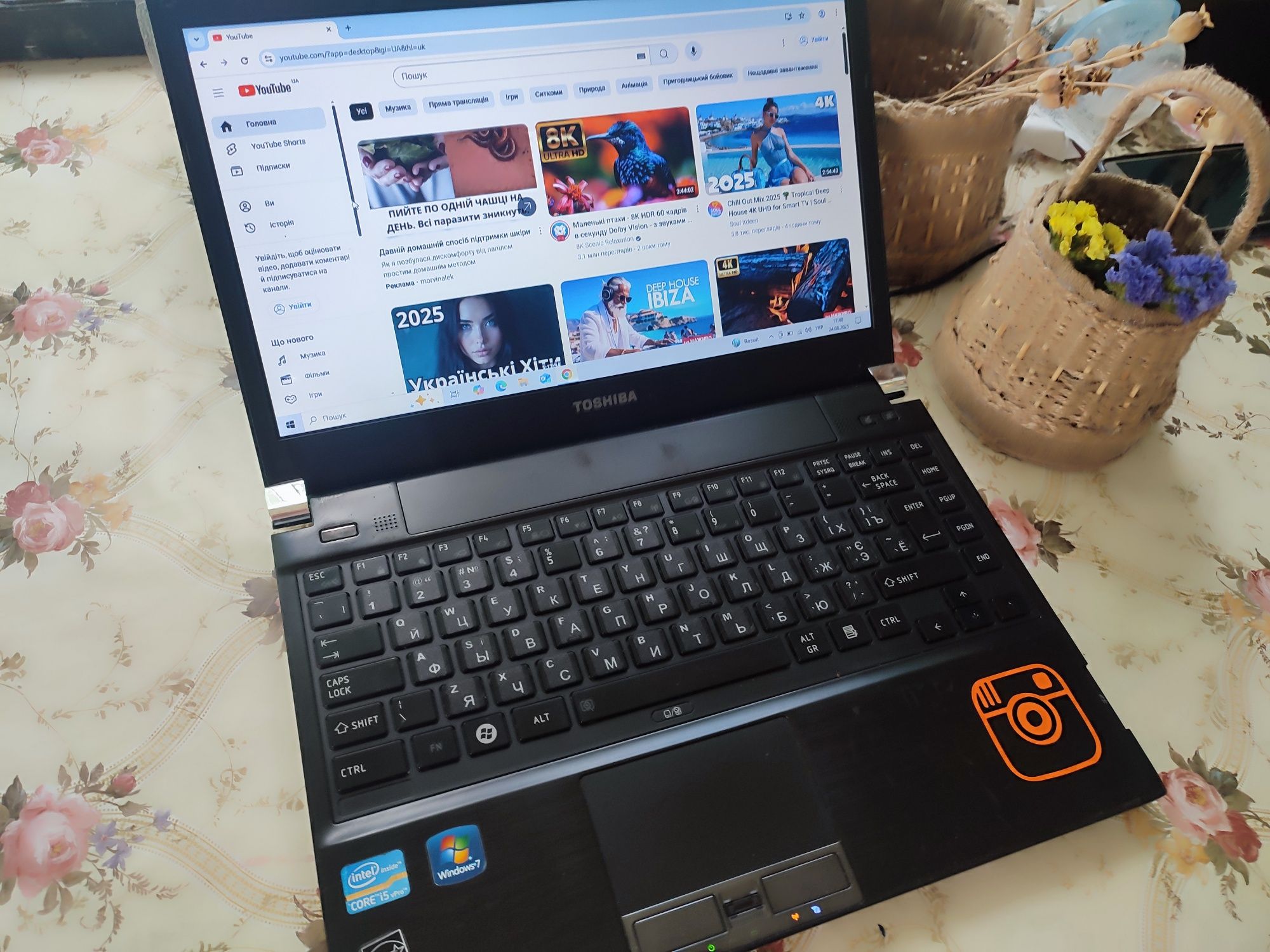 Ноутбук Toshiba 4-ядра i5-2520M/RAM-6GB/HDD-1TБ/SSD-120GB