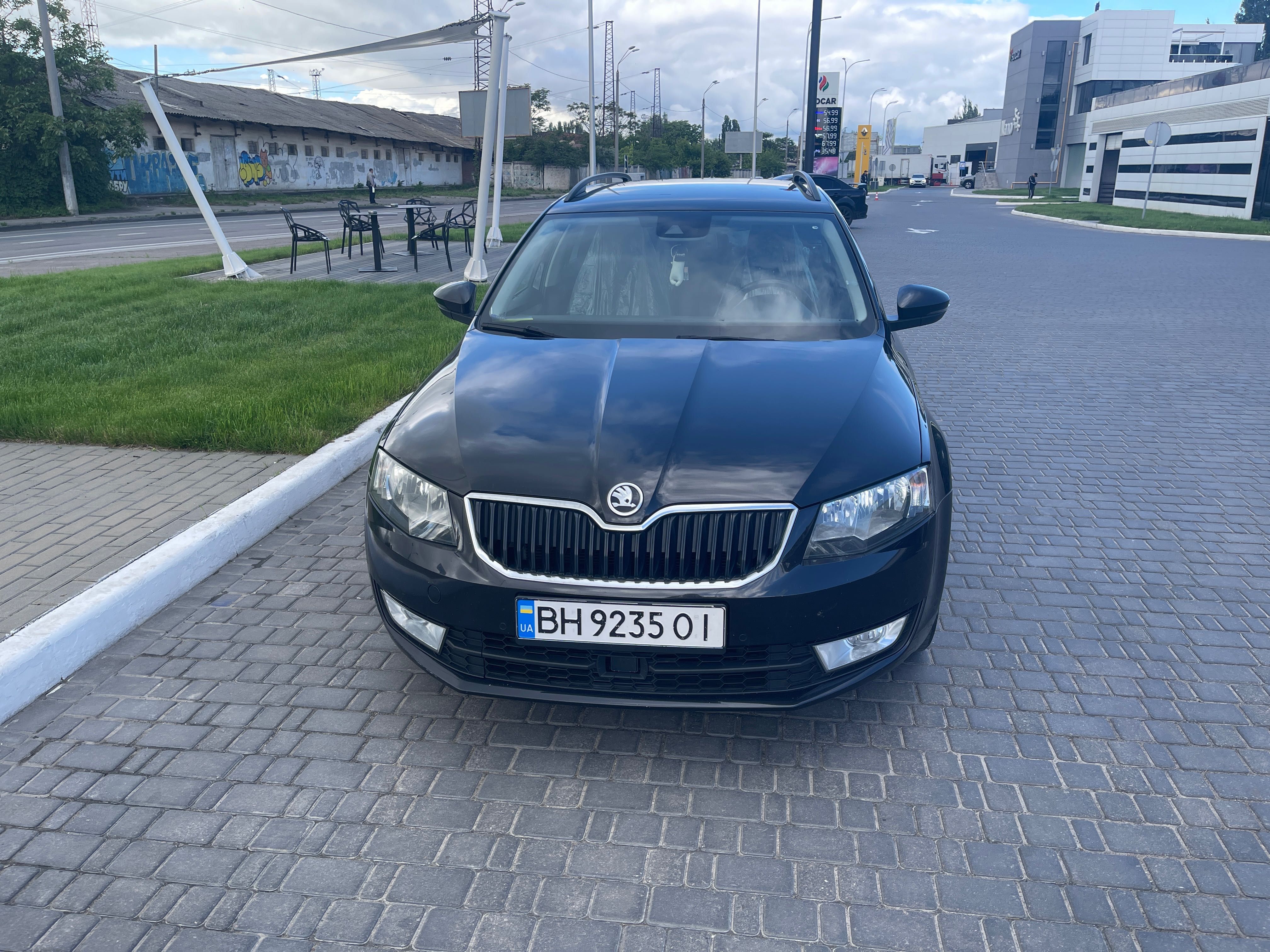 Skoda Octavia A7 universal 2.0 diesel automate