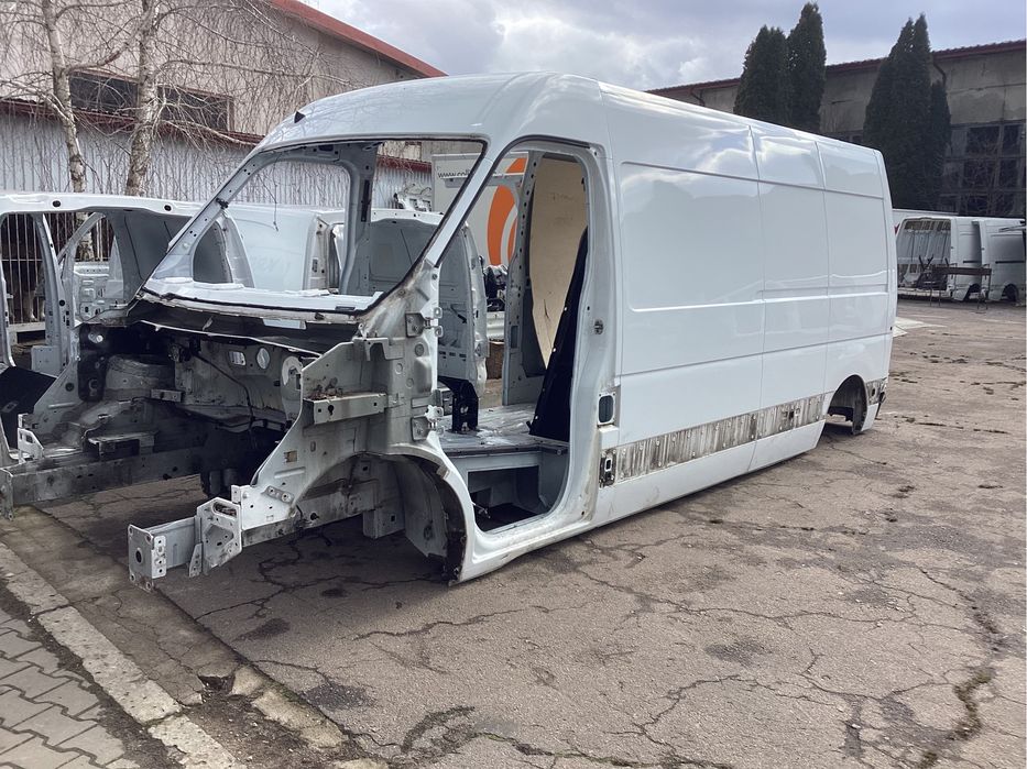 Кузов Максі білий Renault Master 4 Opel Movano Бочина Четверть