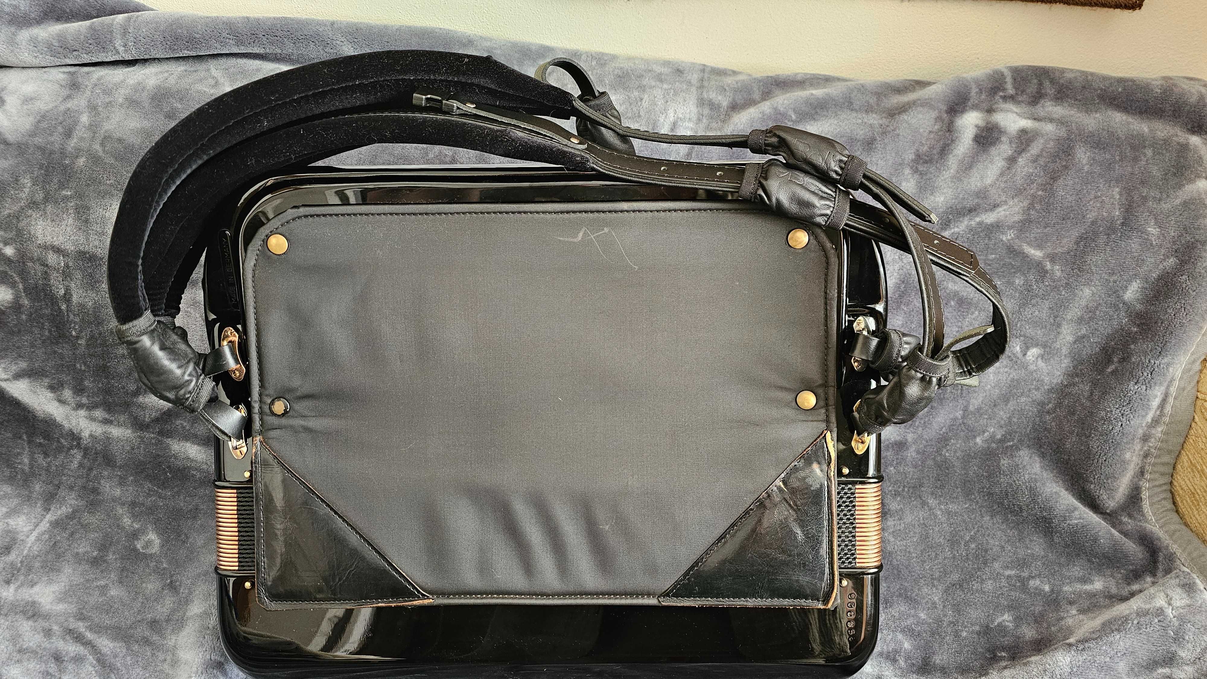 Legendarny Hohner GOLA