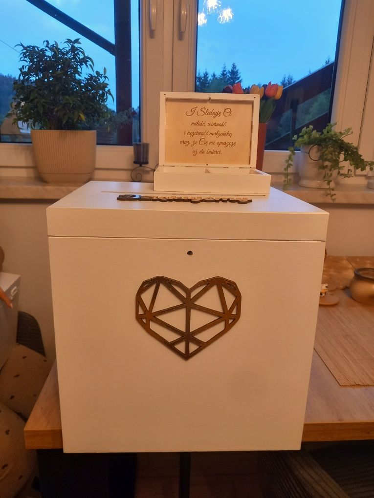 Zestaw na ślub pudelko na koperty oraz obraczki  Nowe wielka skrzynka