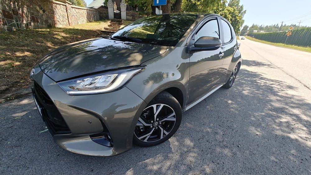 Toyota Yaris Yaris 1.5 hybrid STYLE salon PL