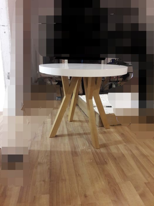 Okrągły stół biały, lakierowany średnica 90cm, rozkladany do 190cm