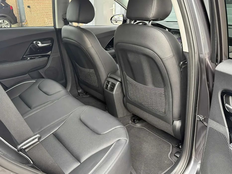 Kia e-Niro      2020