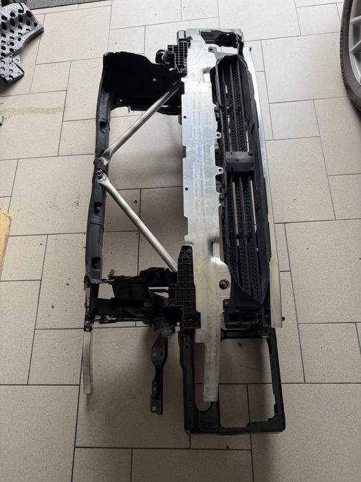 BMW X3 G01 x4 g02 касета радіаторів установча панель бмв х3 г01 х4 г02