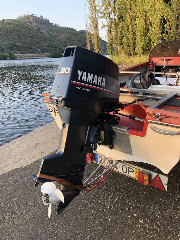 Barco motor yamaha 30cv