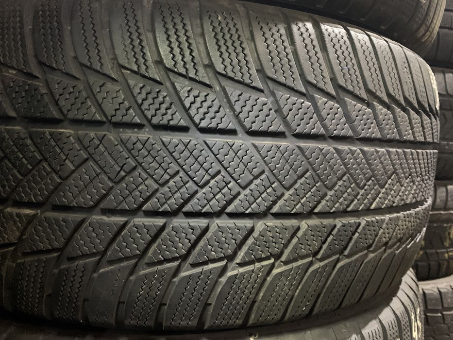 Шины б/у зима 275/45 20  Bridgestone Blizzak Lm 001 Пара