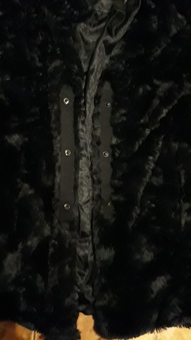 Полушубок женский.размер М.