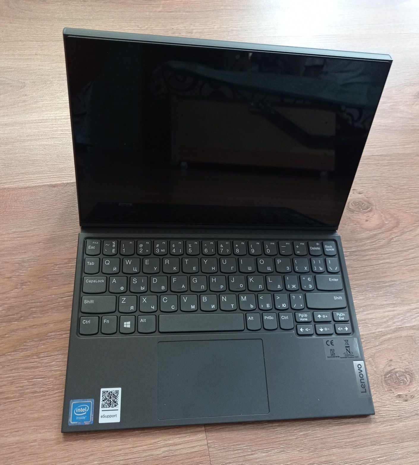 Продам ноутбук 2-в-1 Lenovo IdeaPad Duet 3 (Windows10/4/64)