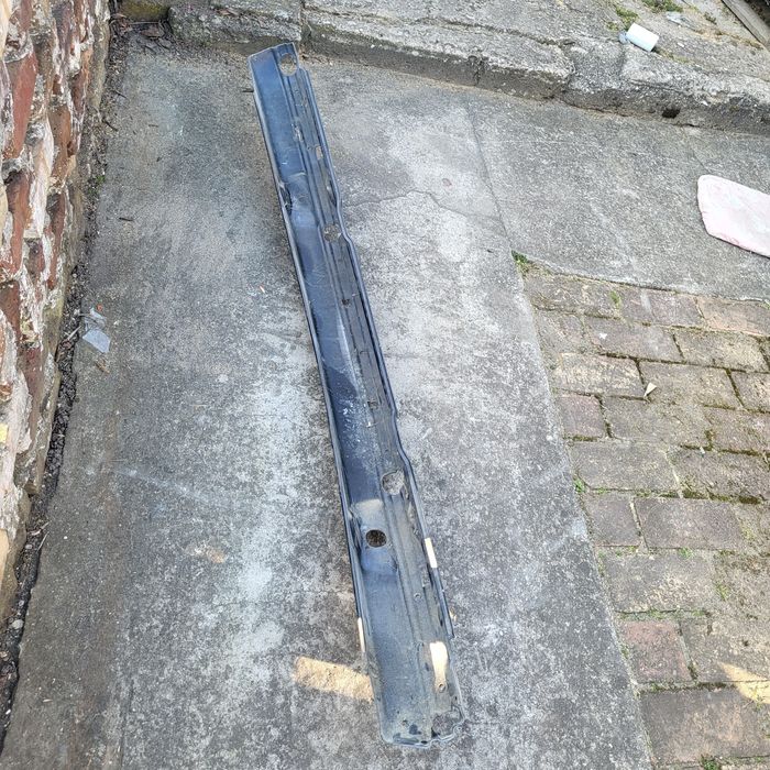 Belka wzmocnienie BMW