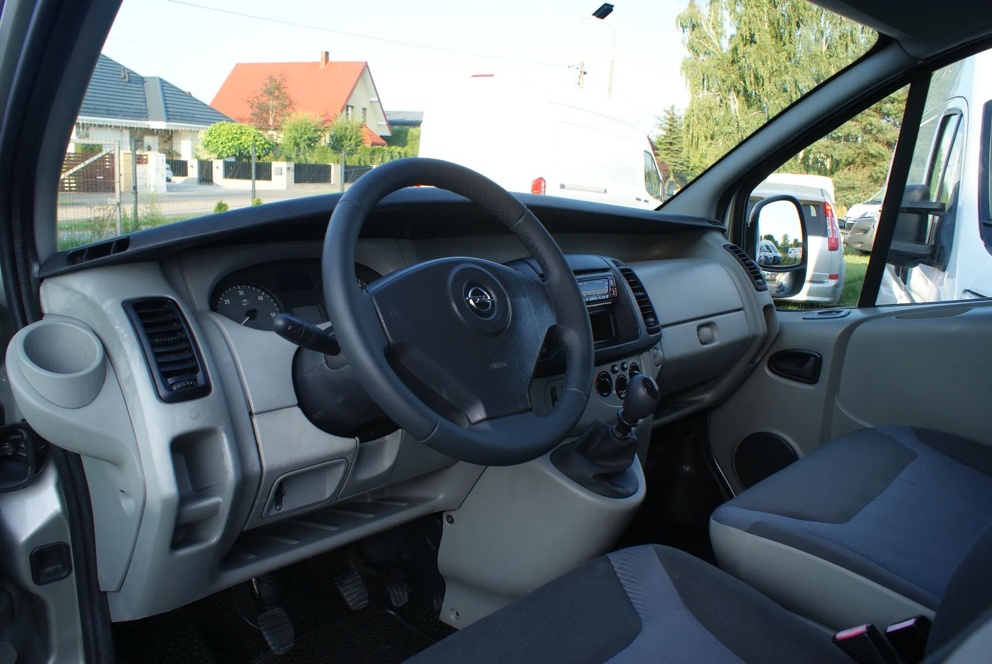 Opel Vivaro  *Long *Brygadówka *2.0 *6osobowy