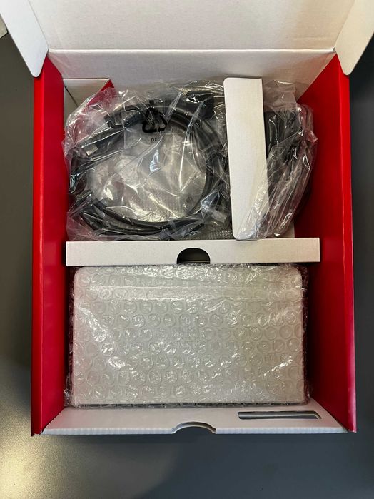 Nintendo Switch Oled | DESBLOQUEADA [NOVA por ESTREAR]