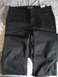 Продам джинси чорні 2 пари,розміри 28та 29