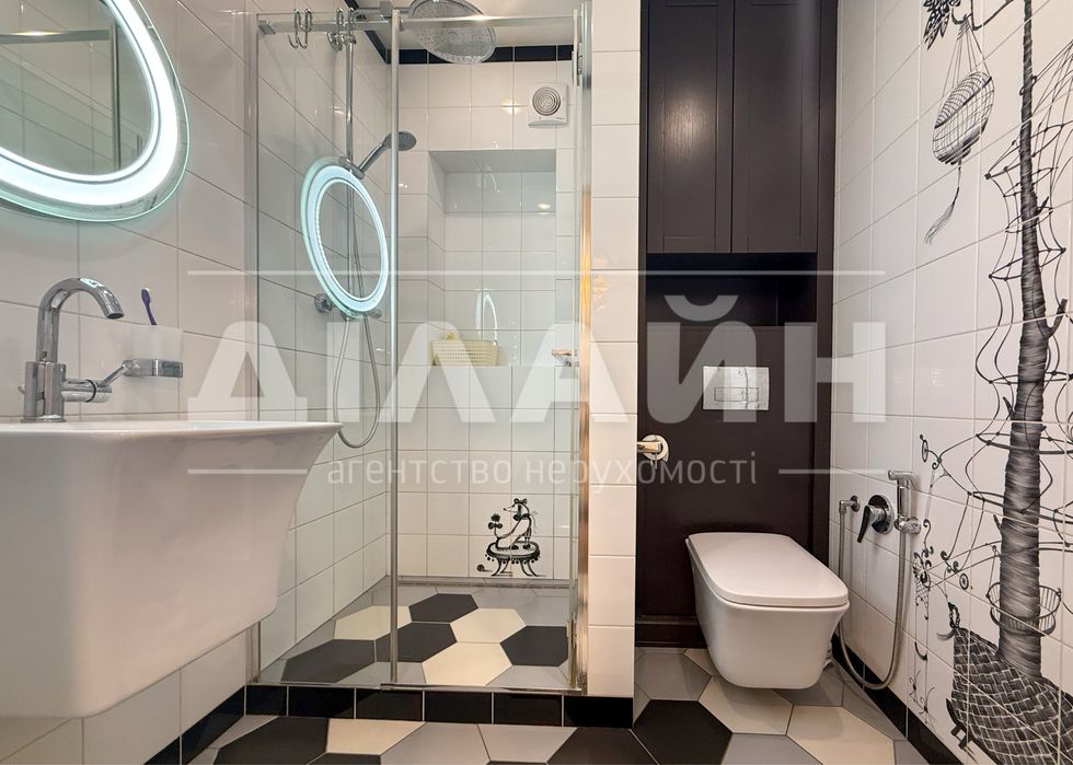 Топова 3х кімн квартира 103 м2 с авторським проектом