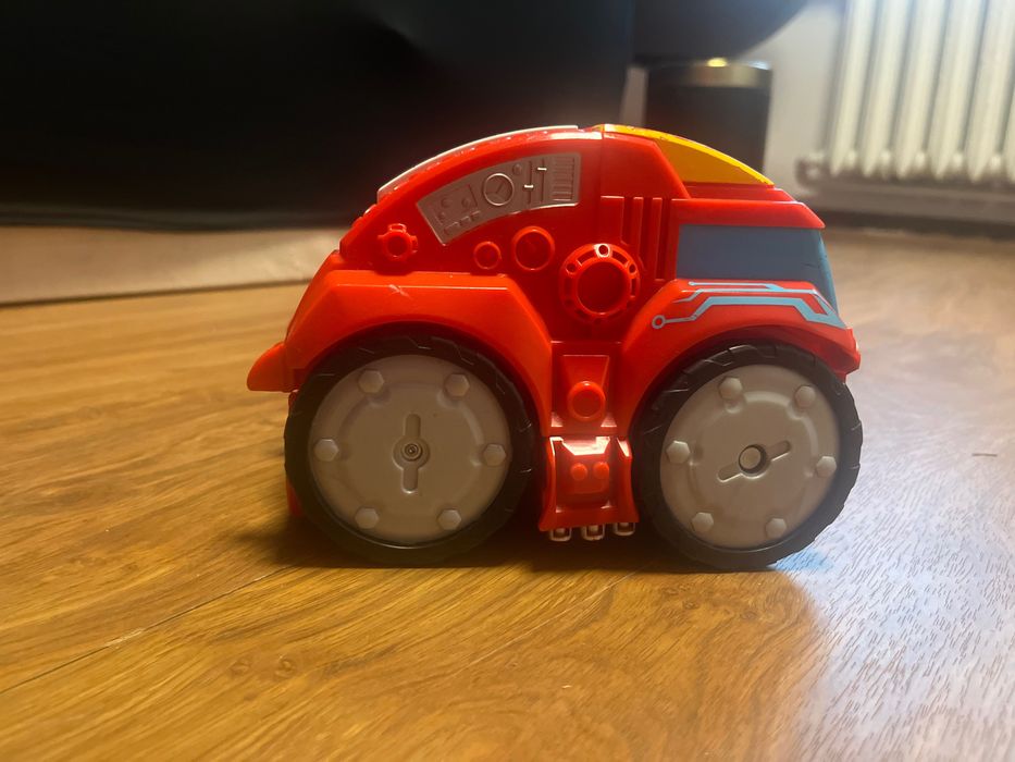 Transformers Rescue bots optimus prime zmienia się transformuje duzy