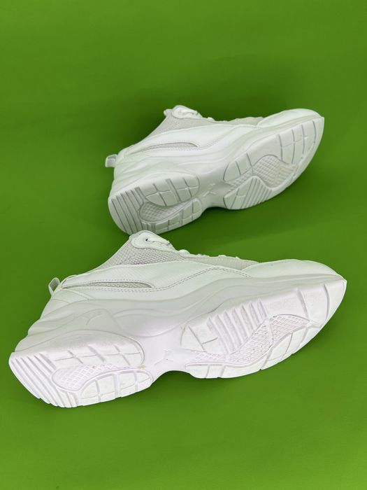 Жіночі  Кросівки 41р.26.5см. Puma Cilia