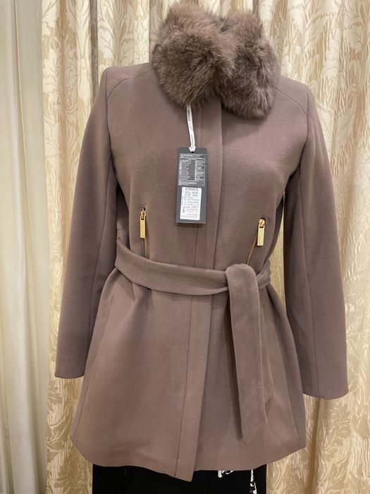 Кашемірове пальто.