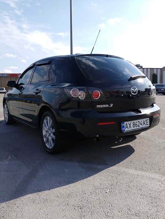 Мазда 3 хэтчбек 2006 рік