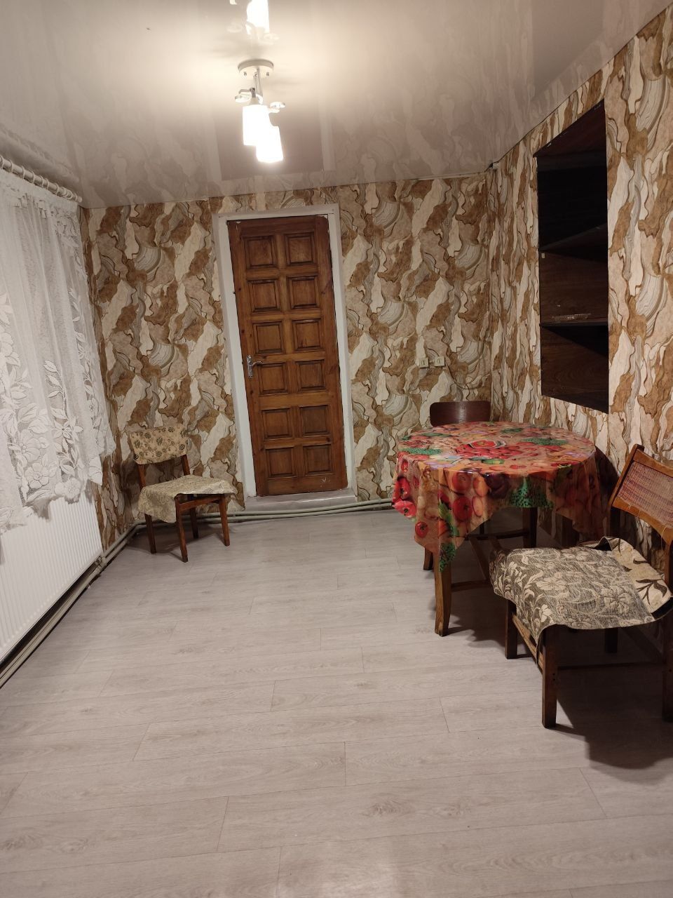 Продам дом в Червоном Шахтаре