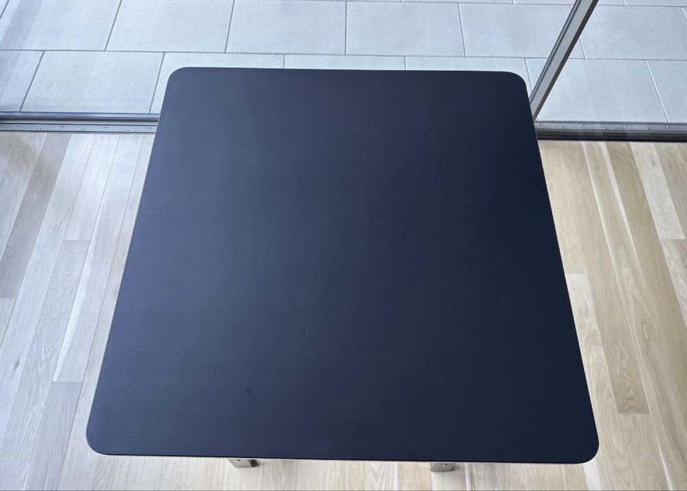 Mesa alta preta IKEA Norraker