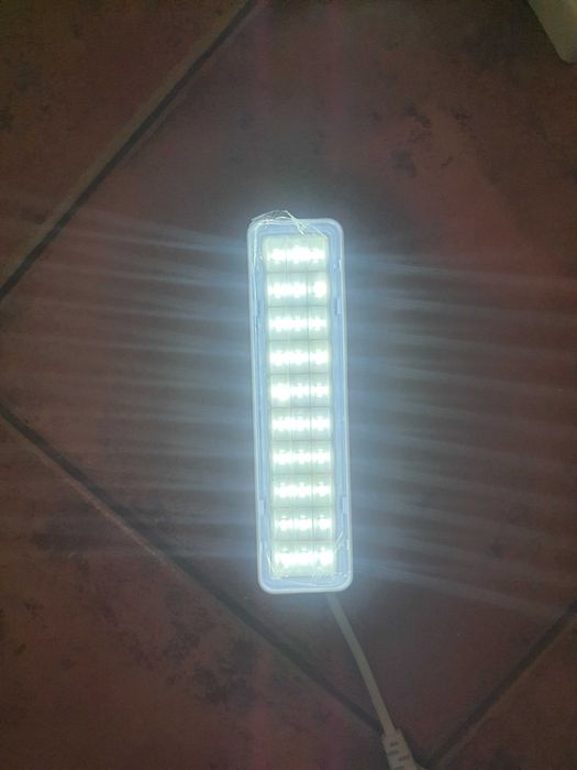 Аварійний світильник lebron l-el-230; аварийный светильник Б/В