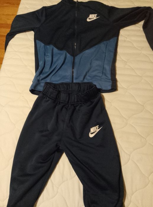 Fato de treino Nike tamanho xs