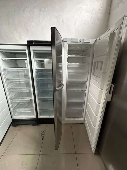 Zamrażarka pionowa szufladowa Electrolux , Husqvarns , Siemens