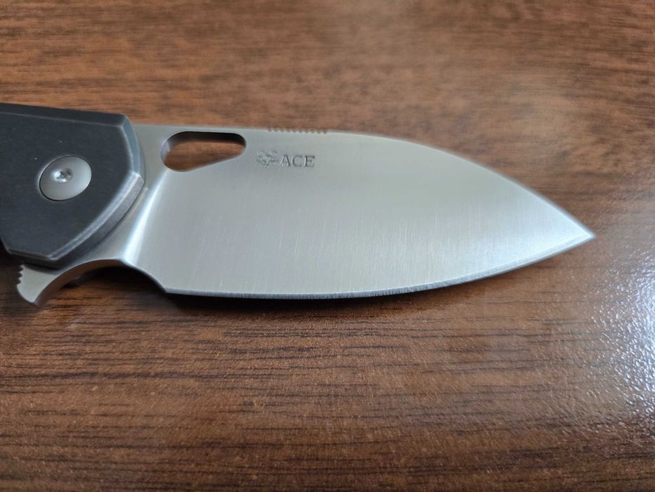 GiantMouse ACE Biblio Titanium Green Micarta M390