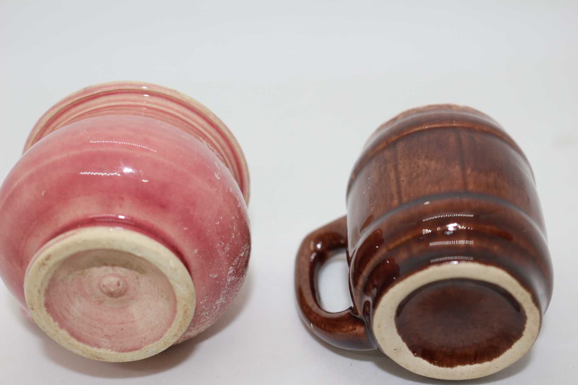 Bacio Rosa e Caneca Barril Faiança das Caldas com interiores típicos