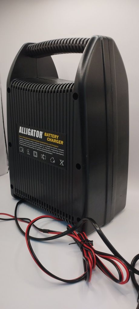 Зарядное устройство для аккумуляторов Alligator AC804