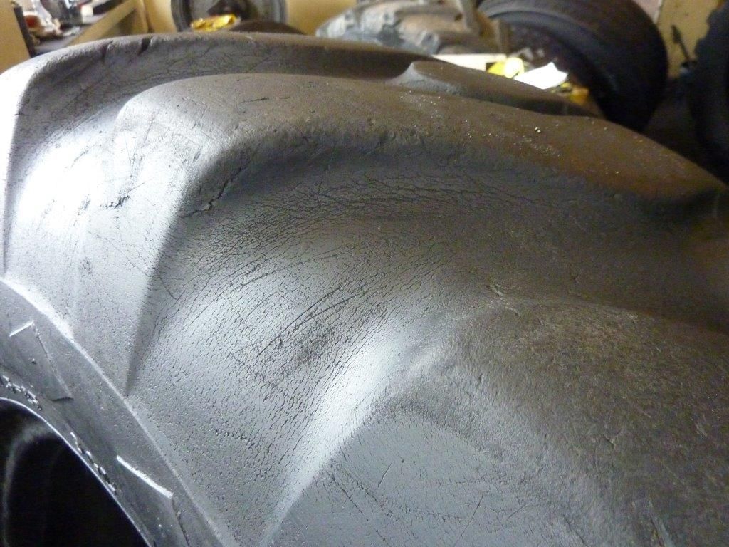 2x Opona używana 17.5-25 17.5R25 GOODYEAR 800zł(szt.) W2932