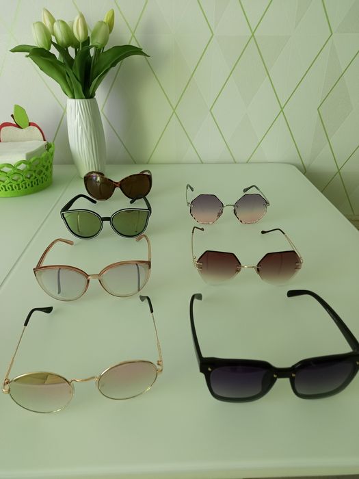 Очки солнцезащитные