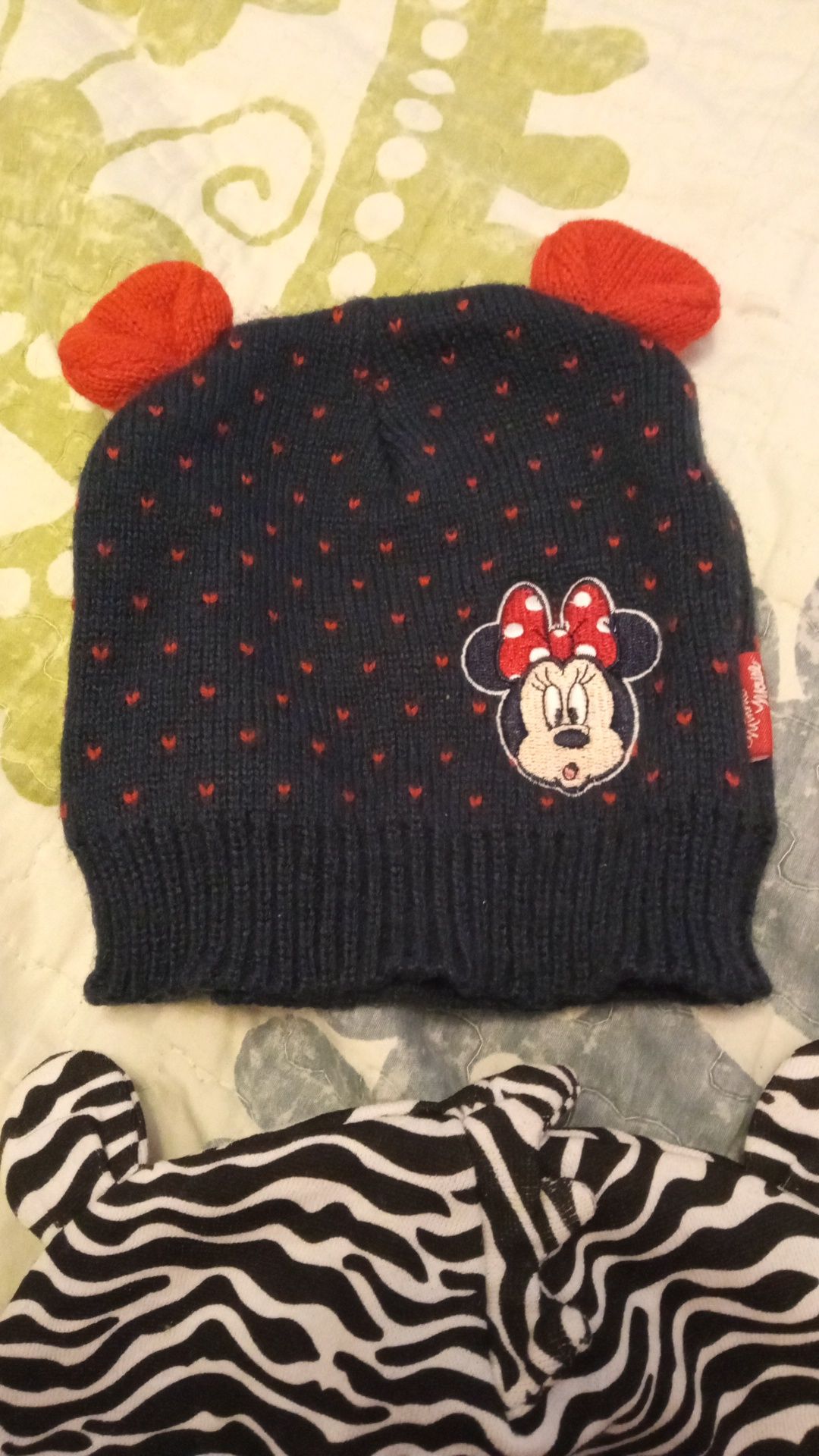 Gorros chapéus menina bebé -2€