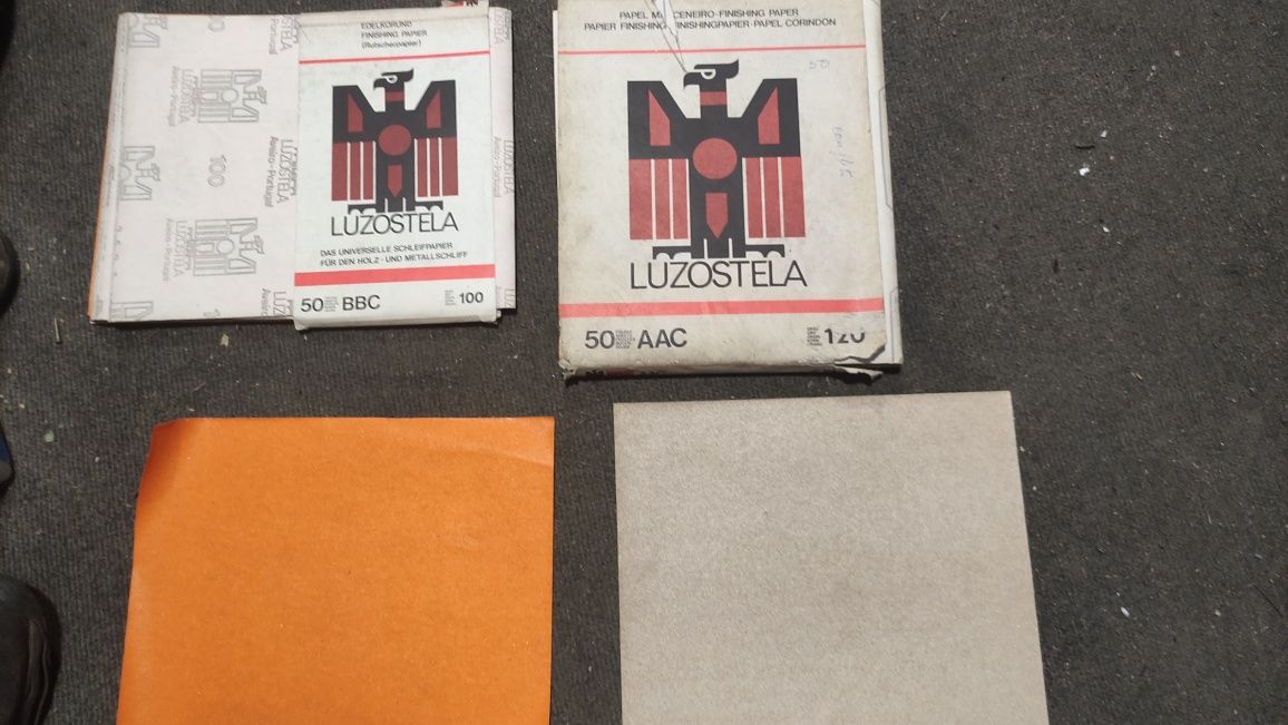 Vários Livros de Folhas de Lixas Novas