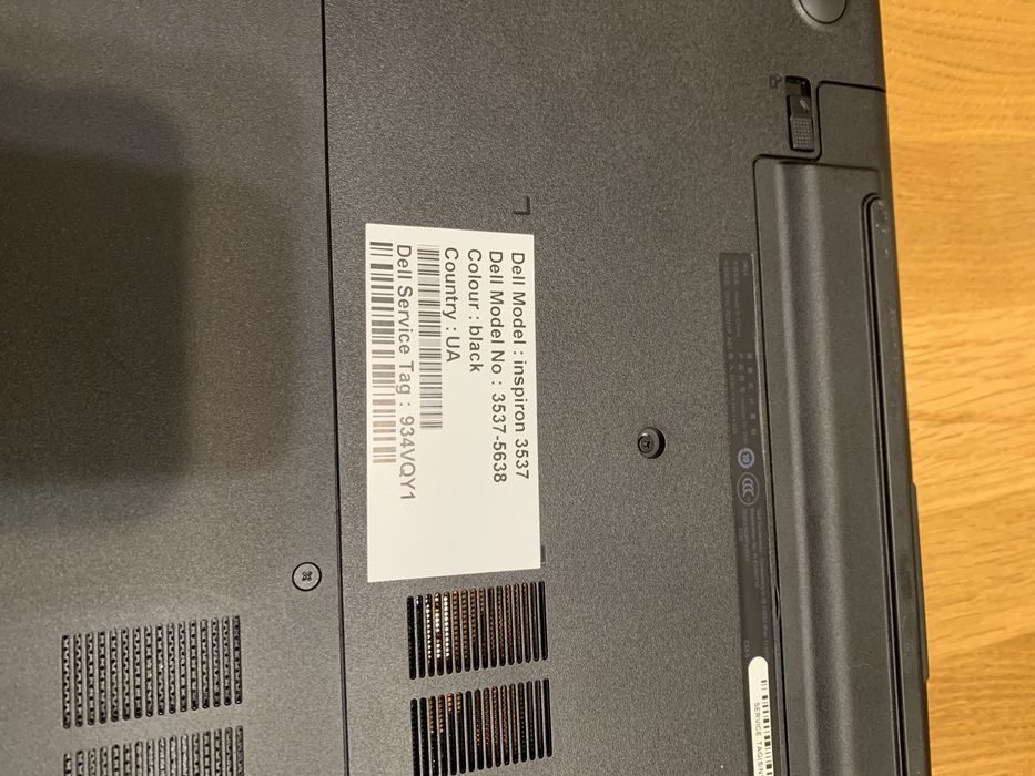 Ноутбук Dell inspiron 3537