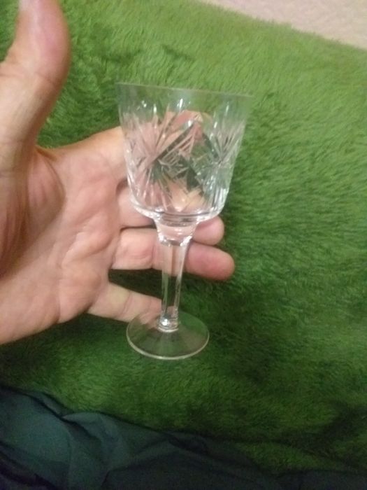 Фужеры хрустальные.