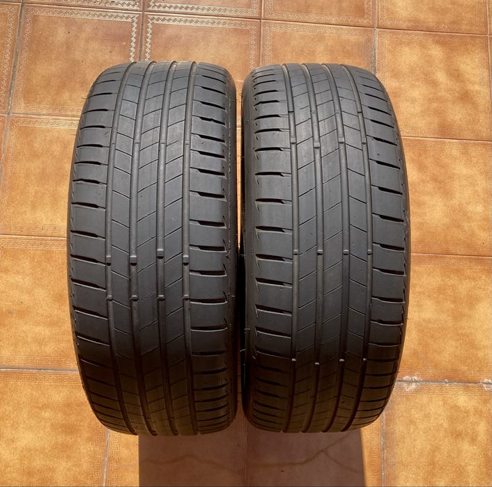 215 50 R17 Bridgestone Turanza Pneus