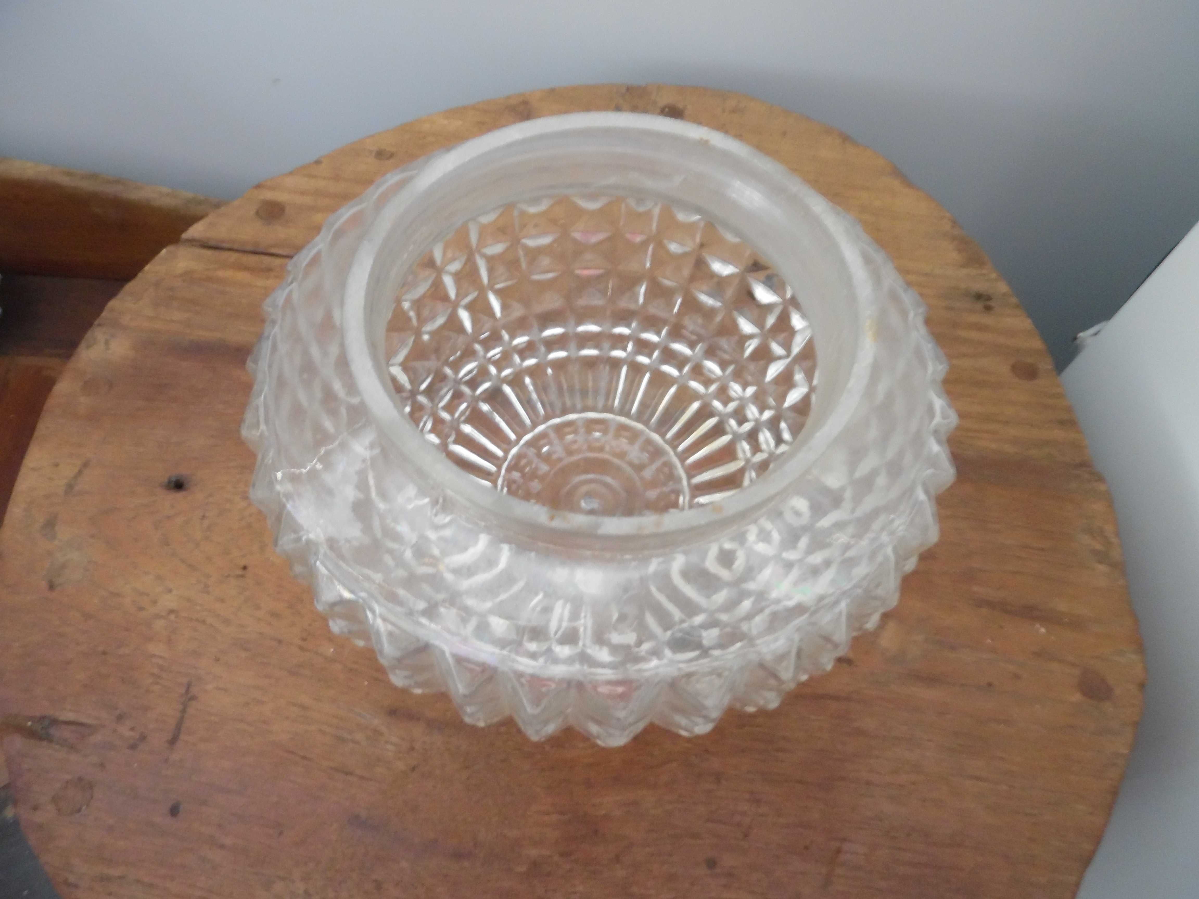 Abajur em Vidro – Tulipa Globo - Vintage – Vidro Picotado