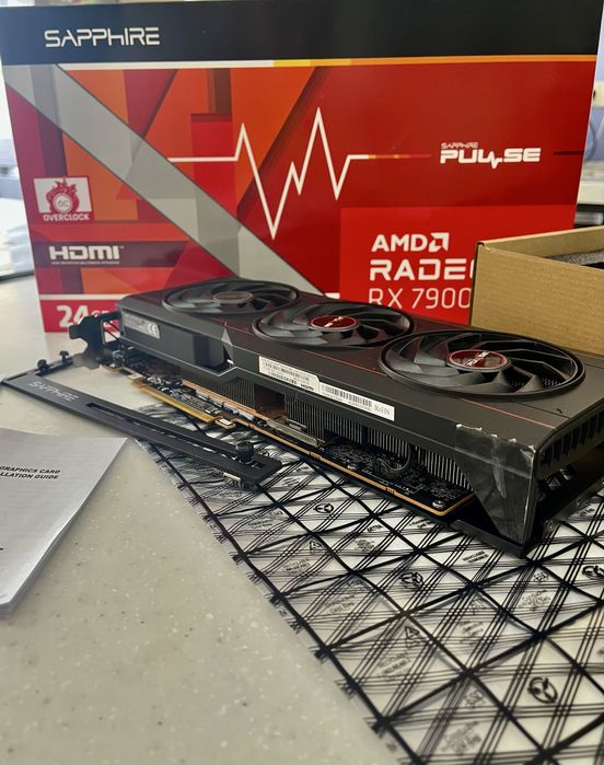 Відеокарта Sapphire Radeon RX 7900 XTX PULSE