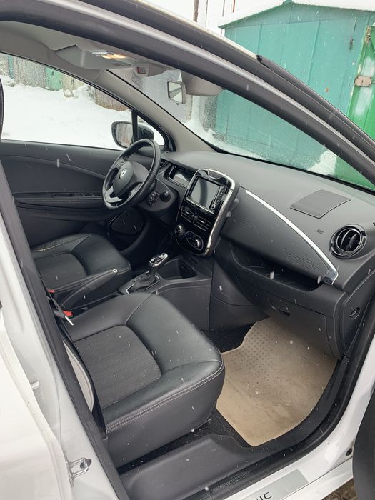 Renault Zoe 42 kw. 2019 рік