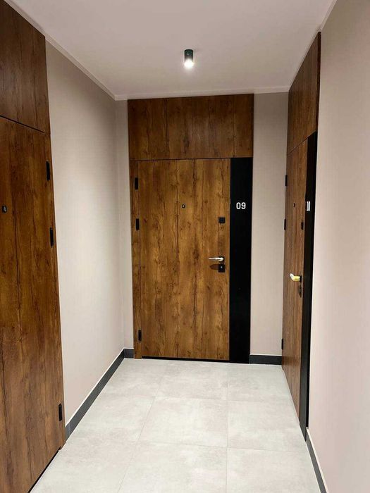 ЦЕНТР однокімнатна в клубному будинку є ГАЗ