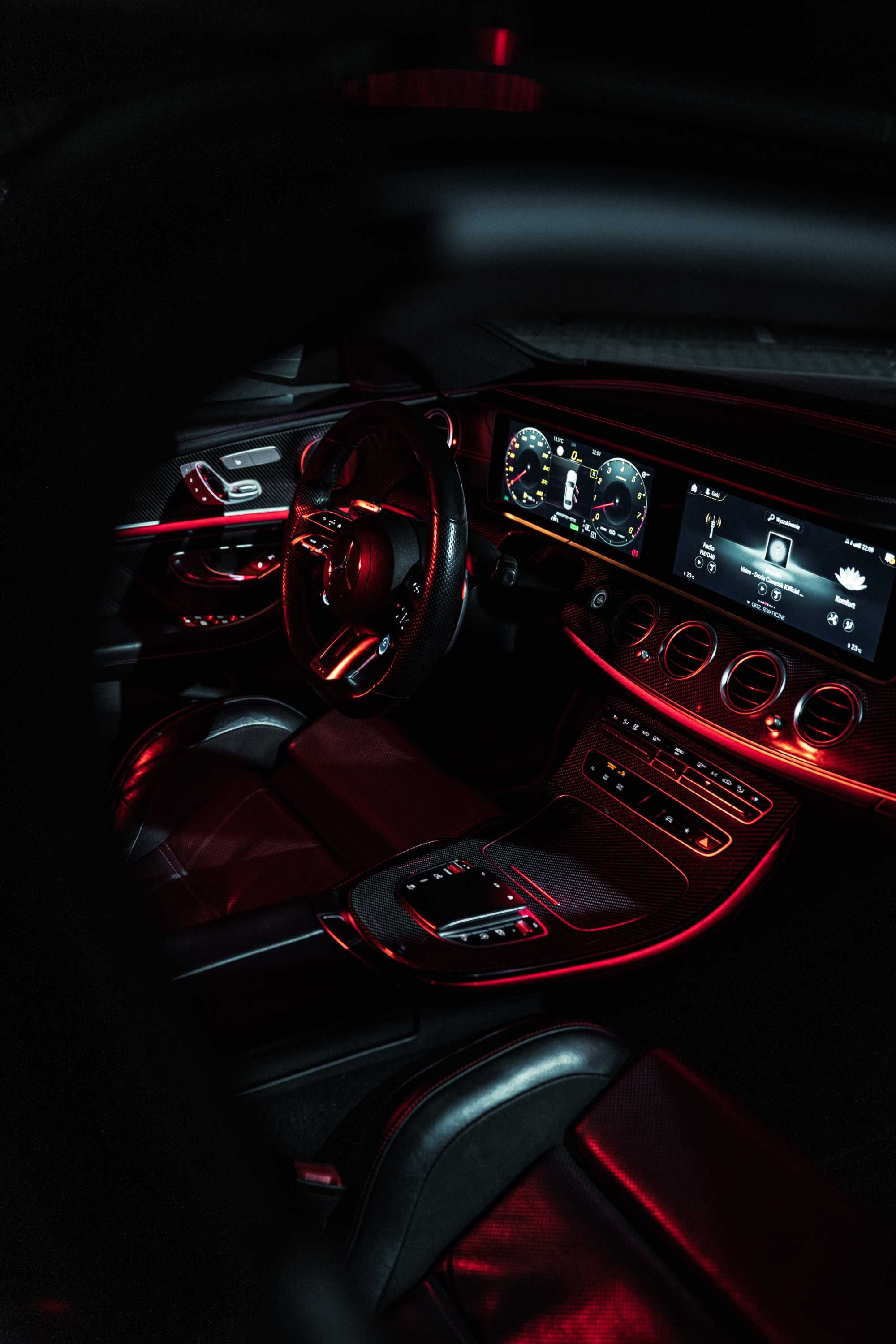 Wynajem Mercedes E53 AMG (wynajem bez kaucji) Wypożyczalnia Samochodów