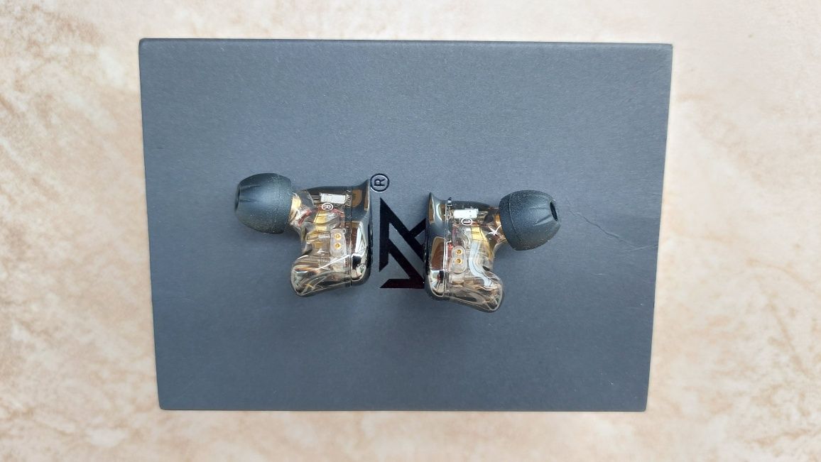 Nowe słuchawki KZ ZSX PRO 5BA 1DD kabel z mikrofonem