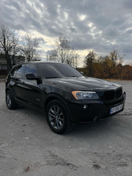 Продам свою  BMW X3