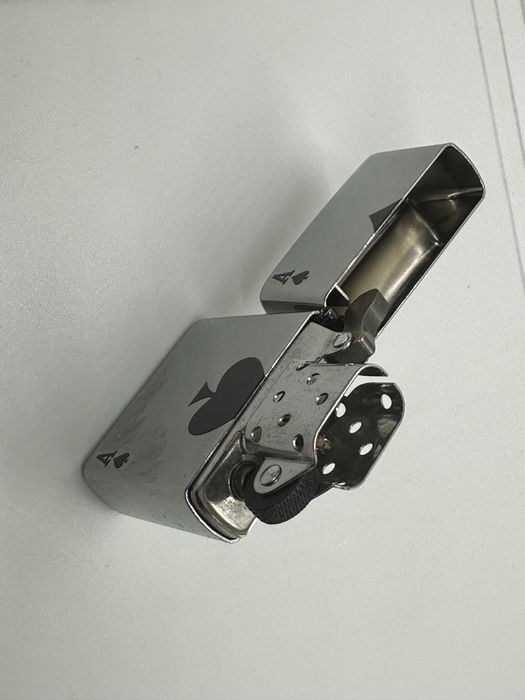 Zapalniczka zippo 24011 Lucky Ace