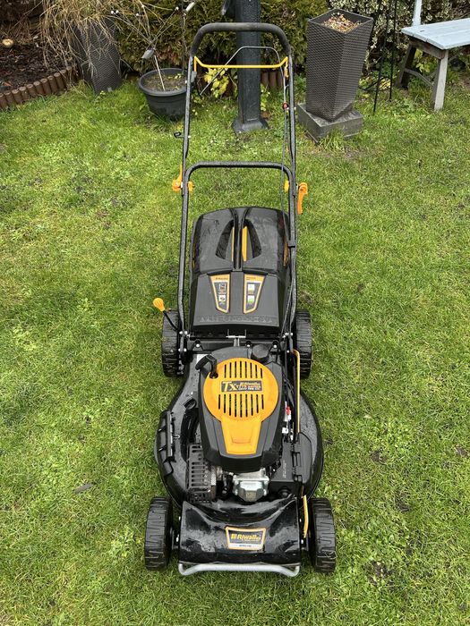 Sprzedam kosiarkę Riwall