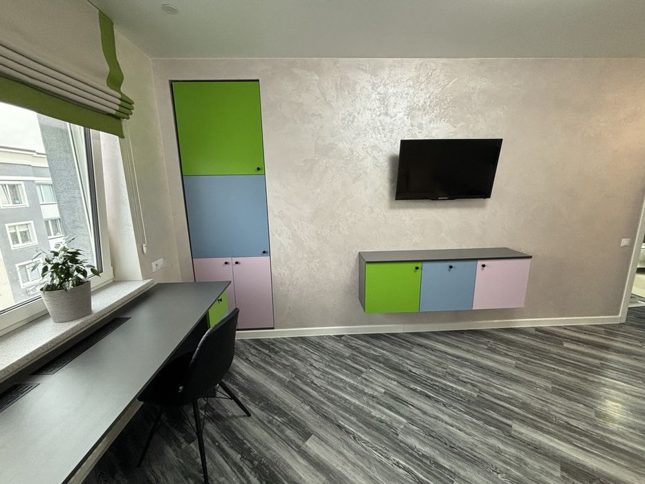 Євро3кімнатна квартира з якісними меблями, технікою